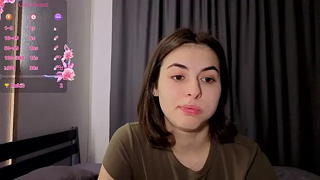 Snapshot of AmiCumOn chatting on 10.09.25 AmiCumOn online show from 10.09.25