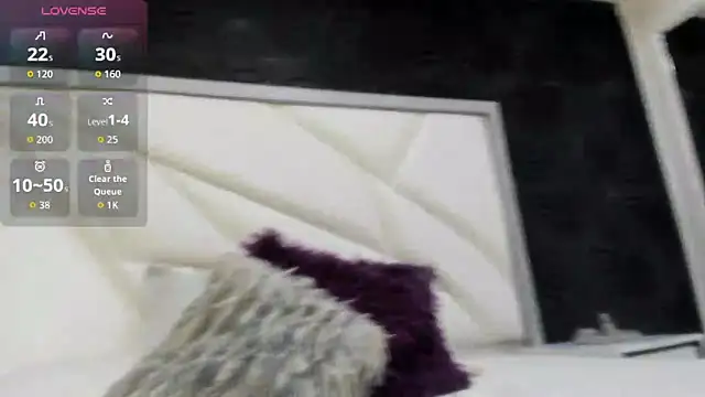 AbigailWilliams  online show from 12.22.25