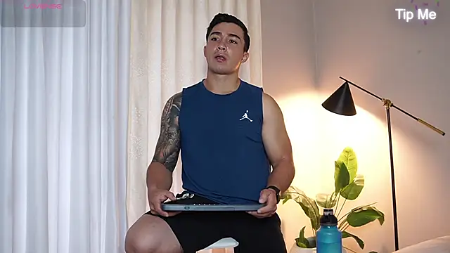 Ryan Hunt online show from 11.10.25