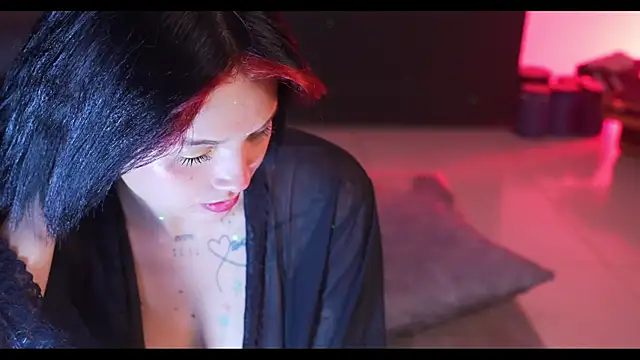 LorenRosse online show from 01.04.25