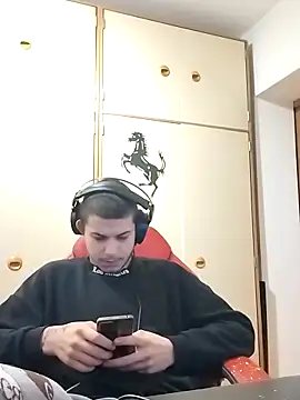 BigDickEnrg7195 online show from 02.23.25