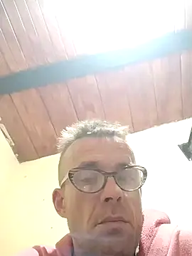 Snapshot of Railey_n_axel chatting on 10.18.25 Railey n axel online show from 10.18.25