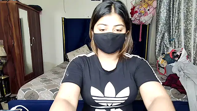 Snapshot of Hoty-Shivangi chatting on 08.04.26 Hoty-Shivangi online show from 08.04.26