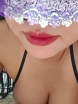 Snapshot of girldam95 chatting on 01.17.26 girldam95 online show from 01.17.26