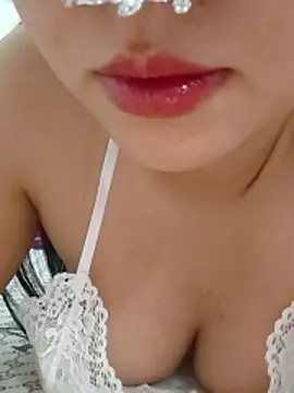 Snapshot of girldam95 chatting on 01.18.26 girldam95 online show from 01.18.26