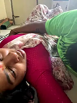 Snapshot of xyztopbeing chatting on 12.05.24 xyztopbeing online show from 12.05.24