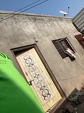 Snapshot of xyztopbeing chatting on 02.06.25 xyztopbeing online show from 02.06.25