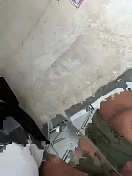 Snapshot of xyztopbeing chatting on 03.15.25 xyztopbeing online show from 03.15.25