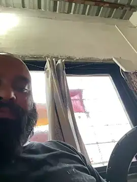 Snapshot of xyztopbeing chatting on 03.20.25 xyztopbeing online show from 03.20.25