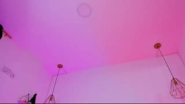 Jimena White  online show from 12.27.24