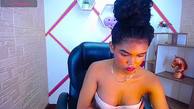 Melody Stan online show from 10.10.25