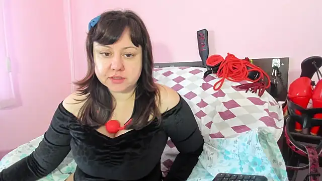 HotSweetAngel online show from 02.20.25