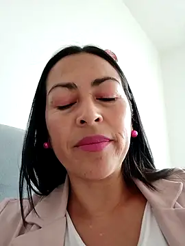 MARIANA-12  online show from 02.06.25