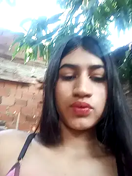 Julix A online show from 01.12.25