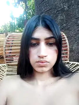 Julix A online show from 01.21.25