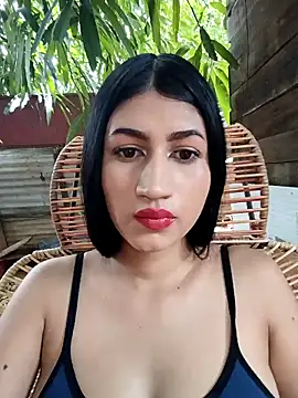 Julix A online show from 09.25.25