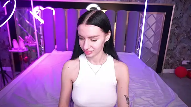 Snow WhiteeeX online show from 03.31.26