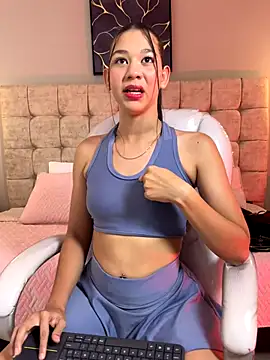 Amber hot22 online show from 10.15.25