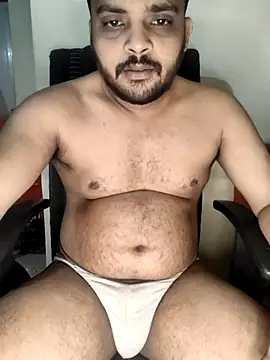 Snapshot of Mr_Handsome_hunk chatting on 10.21.25 Mr Handsome hunk online show from 10.21.25