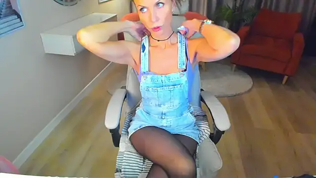 Elizabe th online show from 02.16.25