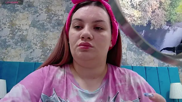 MelanieBrownn online show from 12.29.24