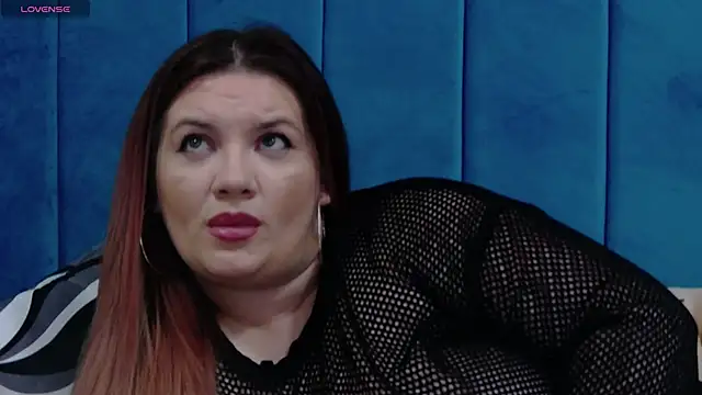 MelanieBrownn online show from 12.30.24