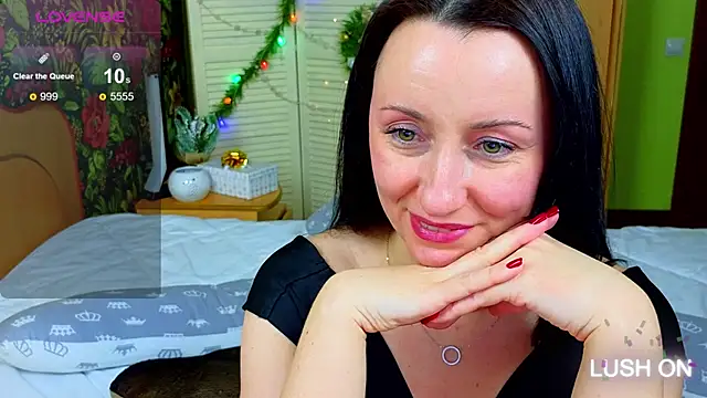 Snapshot of Roxyy_Star chatting on 12.12.24 Roxyy Star online show from 12.12.24