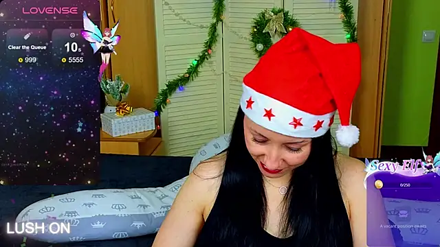 Snapshot of Roxyy_Star chatting on 12.29.24 Roxyy Star online show from 12.29.24