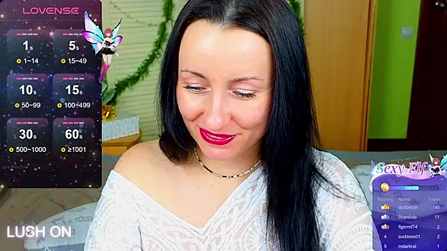 Snapshot of Roxyy_Star chatting on 01.06.25 Roxyy Star online show from 01.06.25