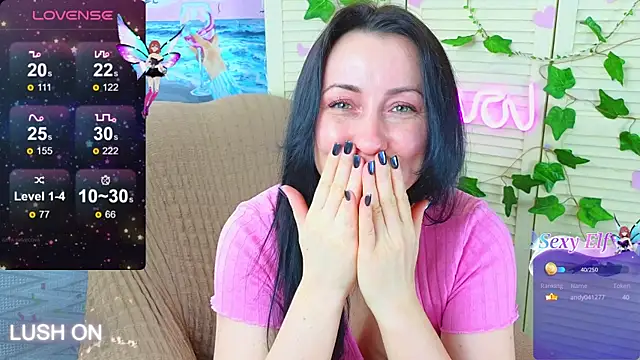 Snapshot of Roxyy_Star chatting on 02.05.25 Roxyy Star online show from 02.05.25