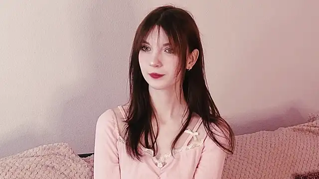 KimWilli online show from 03.20.25