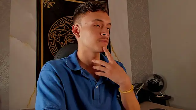 Desmon Clark online show from 09.26.25