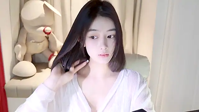 initial-lucky online show from 01.03.25