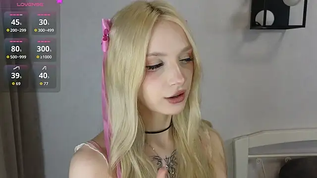 Naughty  Couplles online show from 03.26.26