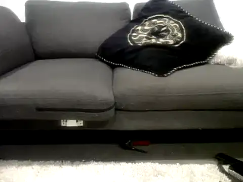 Niquitasparkles online show from 02.04.25