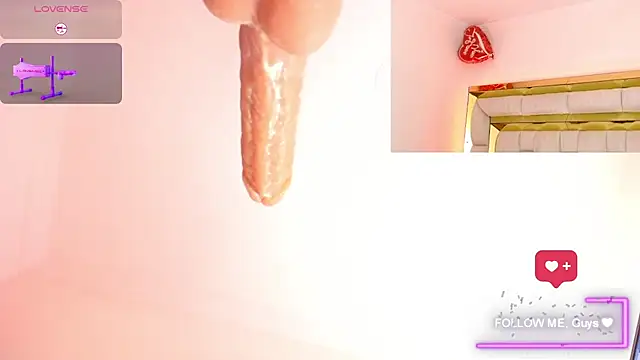 Snapshot of Princess_Helena chatting on 02.19.25 Princess Helena online show from 02.19.25