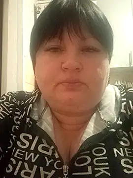 Snapshot of Marina376 chatting on 02.13.25 Marina376 online show from 02.13.25