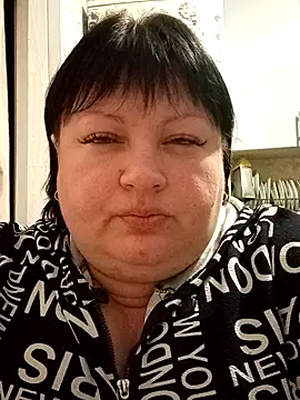 Snapshot of Marina376 chatting on 03.18.25 Marina376 online show from 03.18.25