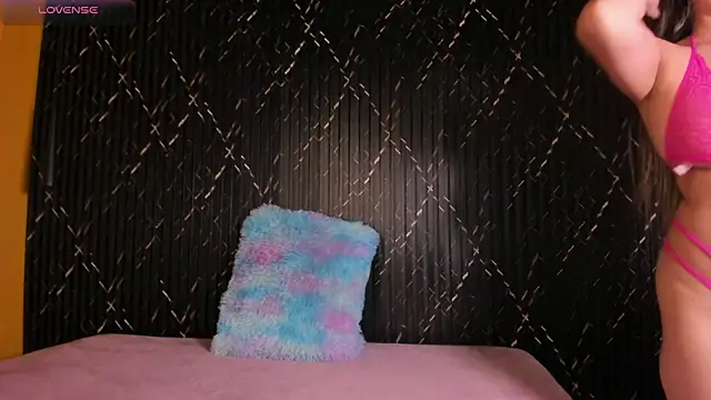 valentina lux online show from 10.01.25