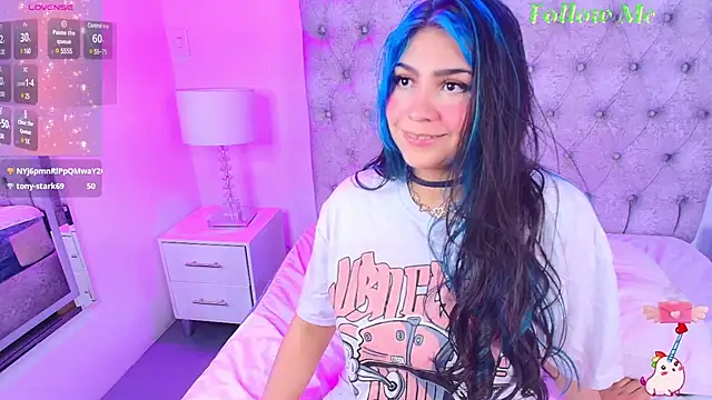 Snapshot of Salem_skyler_ chatting on 03.04.25 Salem skyler online show from 03.04.25