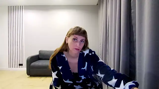 Daniella Lorente online show from 01.12.25