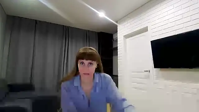 Daniella Lorente online show from 05.06.26