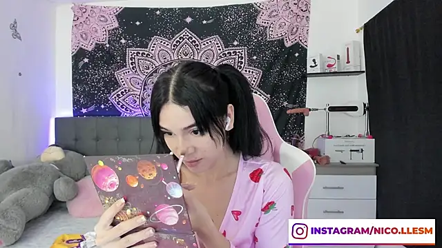 jade dakota   online show from 01.23.25