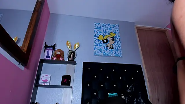 skinnycollins1 online show from 02.26.25