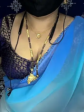 Snapshot of Queen_sakshi chatting on 01.11.26 Queen sakshi online show from 01.11.26