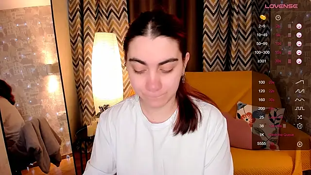 hannacheekss  online show from 04.02.26