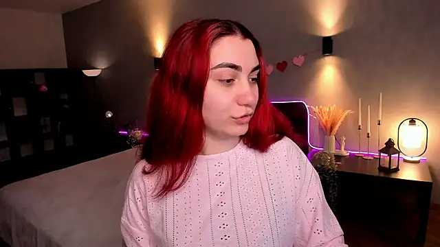 hannacheekss  online show from 06.15.26