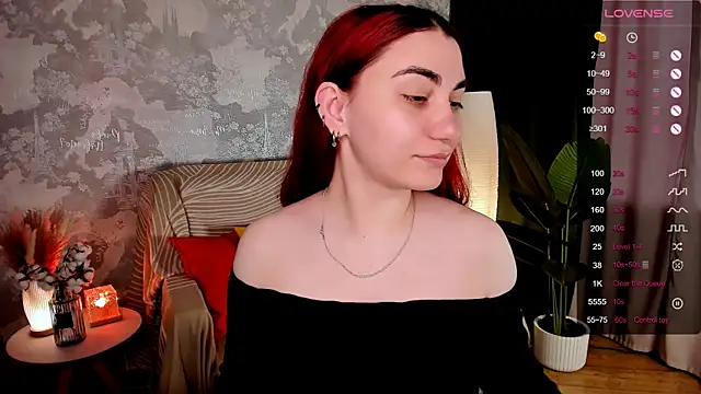 hannacheekss  online show from 06.22.26
