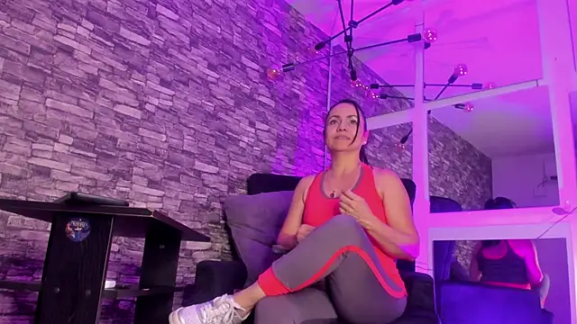 monicarousey online show from 01.11.25