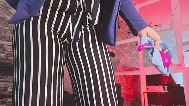 monicarousey online show from 01.23.25